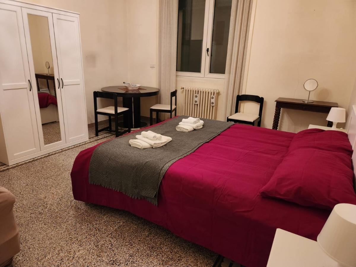 לינה וארוחת בוקר ג'ויה דל קולה La Grande Casa Di Puglia מראה חיצוני תמונה