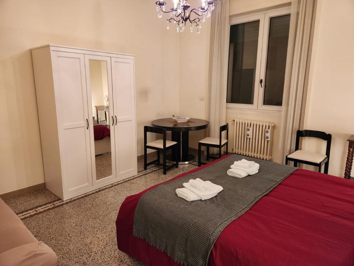 לינה וארוחת בוקר ג'ויה דל קולה La Grande Casa Di Puglia מראה חיצוני תמונה